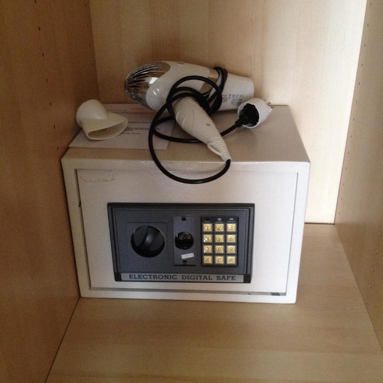 Alle Torri - Camera Matrimoniale con Bagno Privato e Balcone - 2