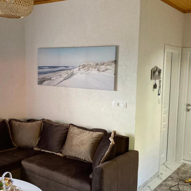AparDibra - One-Bedroom Apartment - 14