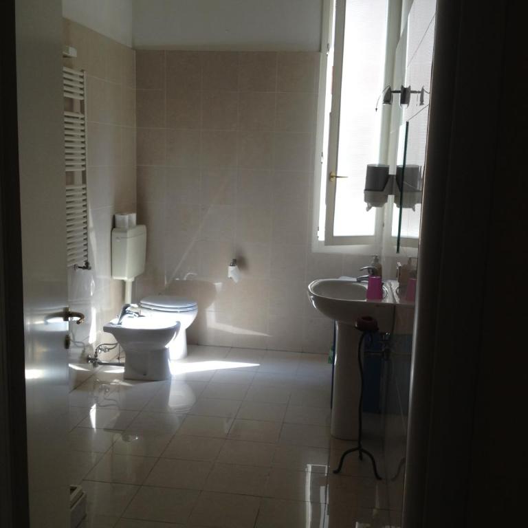Alle Torri - Camera Tripla con Bagno Privato Esterno - 4
