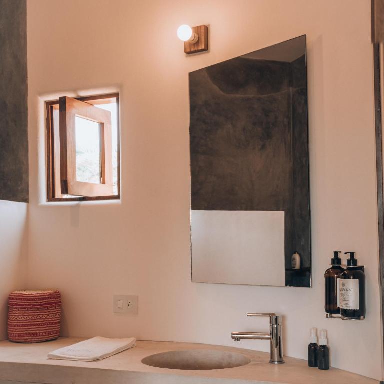 Casa Kuaa - Superior Suite with Sea View - 10