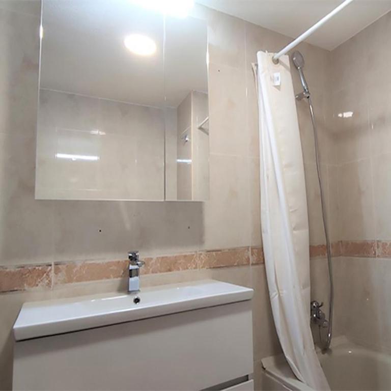 PISO CENTRO CIUDAD CLUB NAUTICO - Apartamento de 3 dormitorios - 22