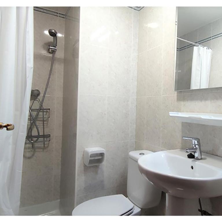 PISO CENTRO CIUDAD CLUB NAUTICO - Apartamento de 3 dormitorios - 27