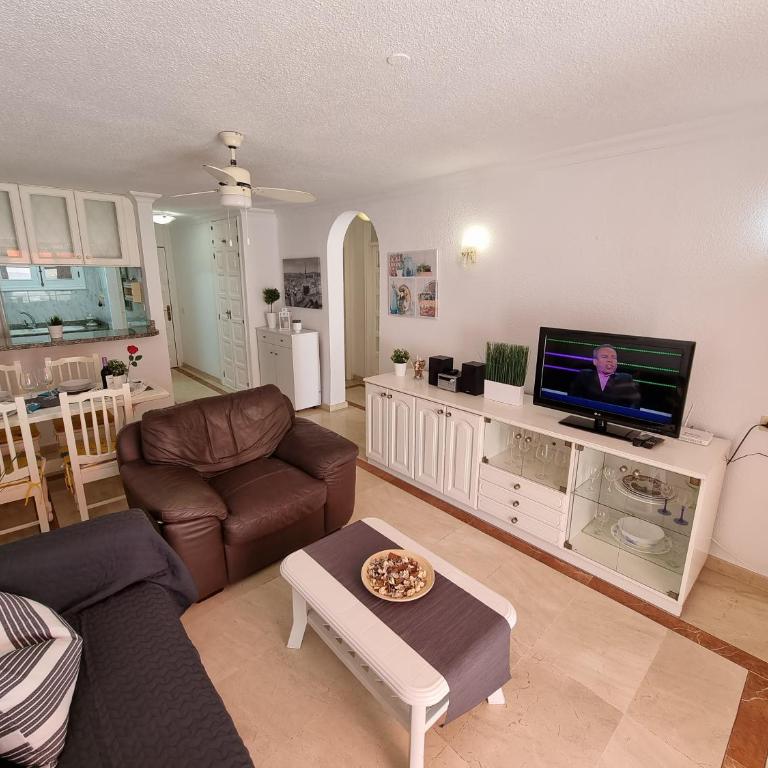 Casa Teide, ground floor Apartment Parque Santiago 1, heated pool, 100 m to sea and beach, wifi - Apartamento de 2 dormitorios - 6