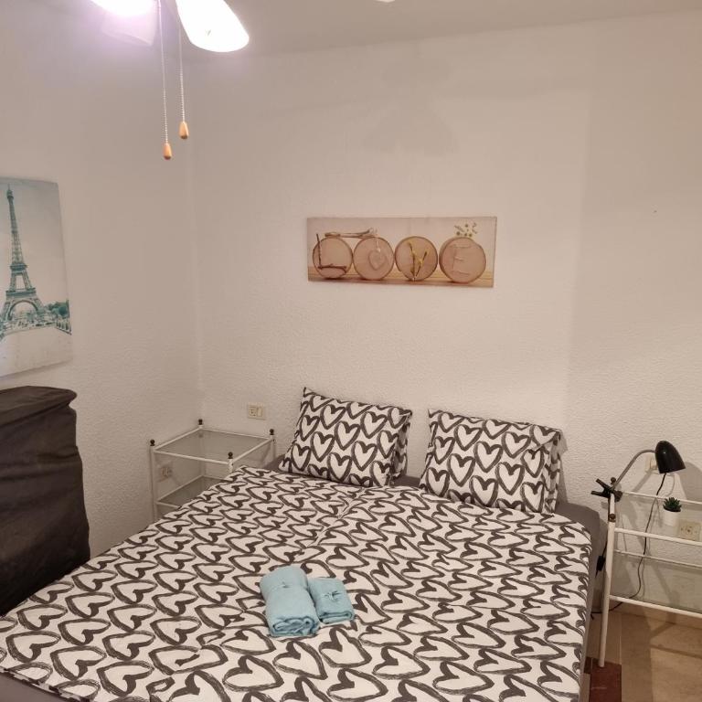 Casa Teide, ground floor Apartment Parque Santiago 1, heated pool, 100 m to sea and beach, wifi - Apartamento de 2 dormitorios - 21
