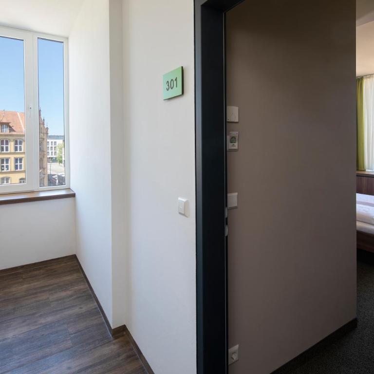 JOESEPP´S HOTEL am Schweizerberg - Familienzimmer - 1