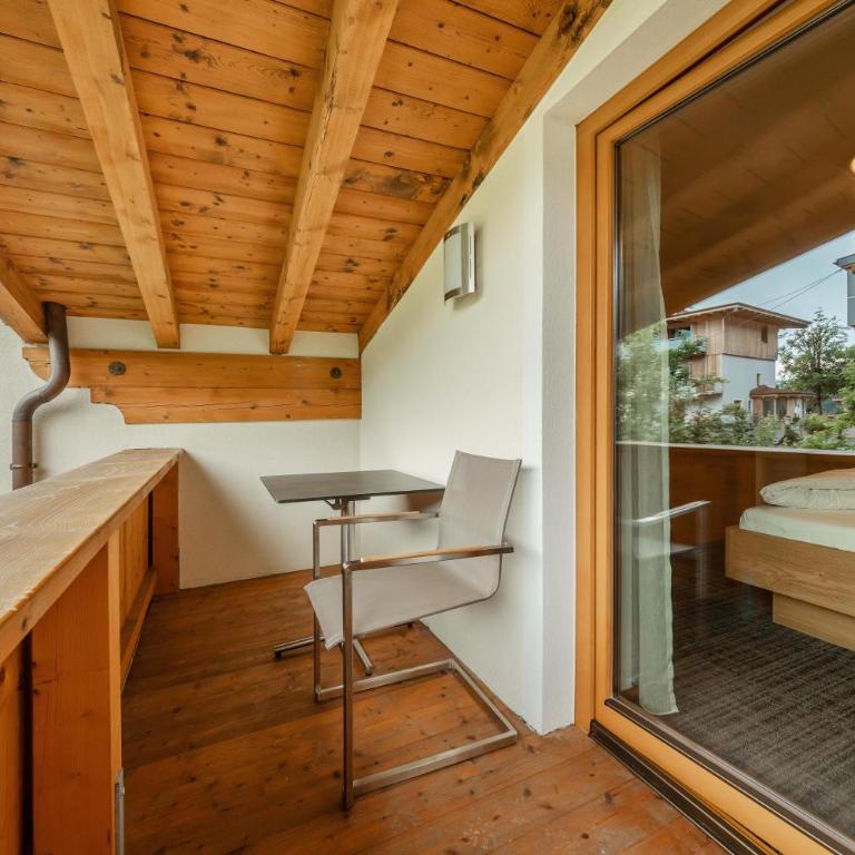 Kräuterhotel Hochzillertal - Einzelzimmer mit Balkon - 2