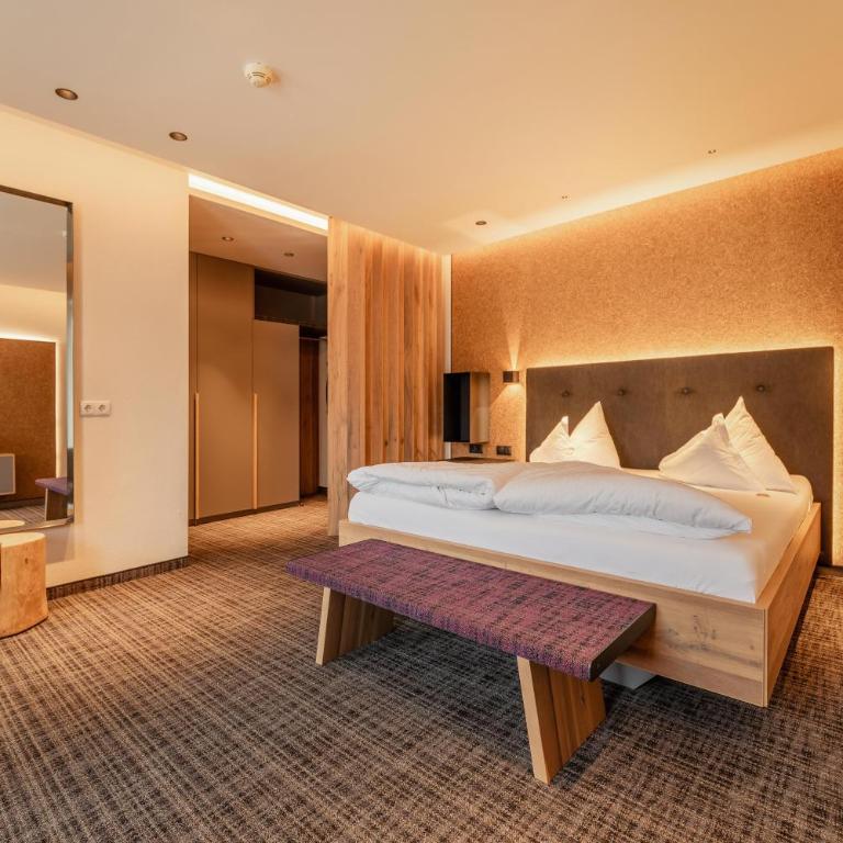 Kräuterhotel Hochzillertal - Superior Dreibettzimmer - 7