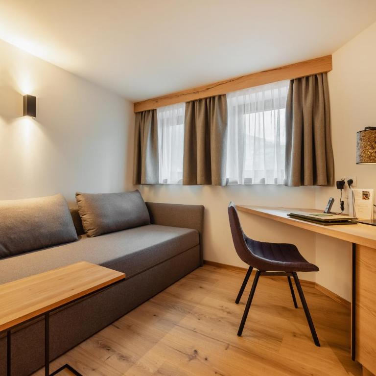 Kräuterhotel Hochzillertal - Superior Dreibettzimmer - 12