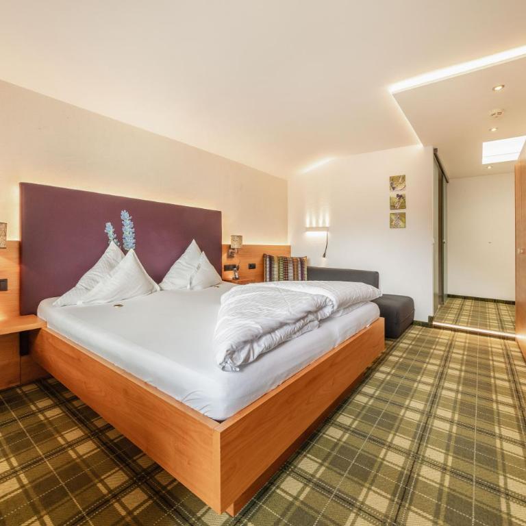 Kräuterhotel Hochzillertal - Superior Dreibettzimmer - 4