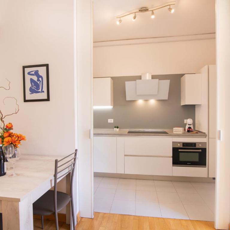 Relais Emilei - Three-Bedroom Apartment - 3