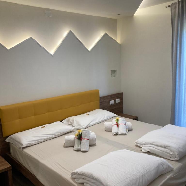 Hotel & Residence Montana - Camera Matrimoniale Standard - 4