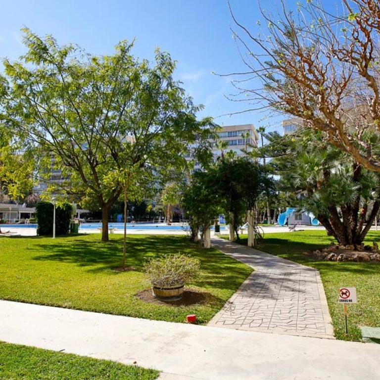 Garden apartment with Pool and AC - One-Bedroom Apartment - 12