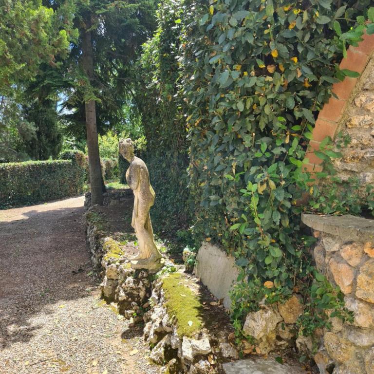 Villa Zara - Double Room with Private Bathroom - 8