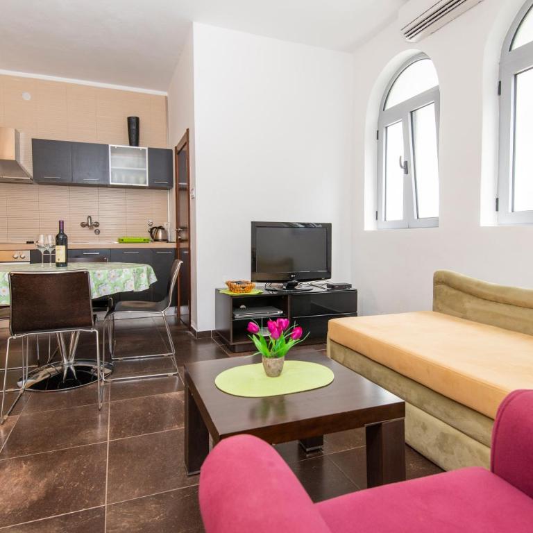 Gemma di Cattaro Apartments - Two-Bedroom Apartment - 3