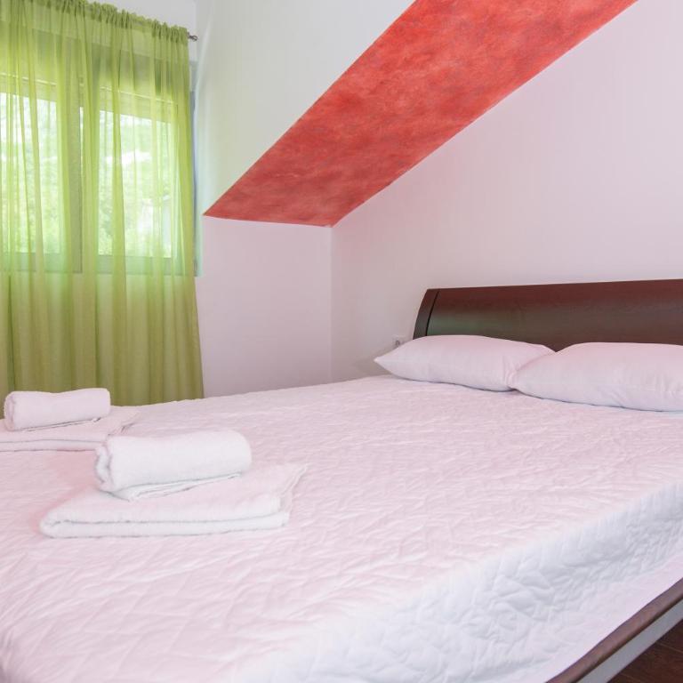Gemma di Cattaro Apartments - One-Bedroom Apartment - 17