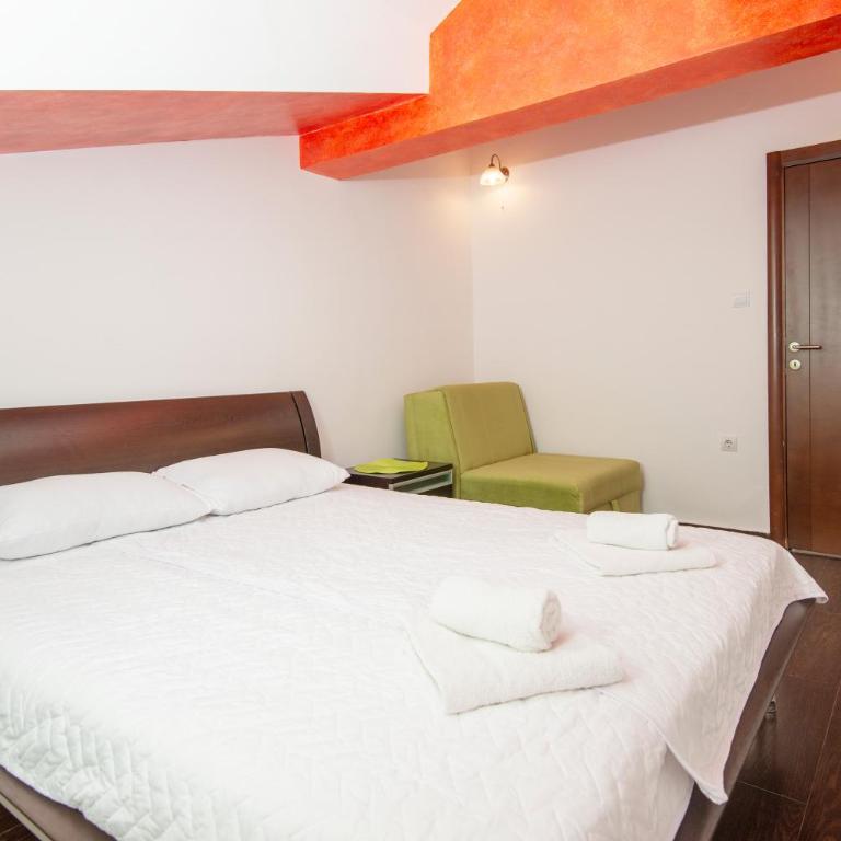 Gemma di Cattaro Apartments - One-Bedroom Apartment - 16
