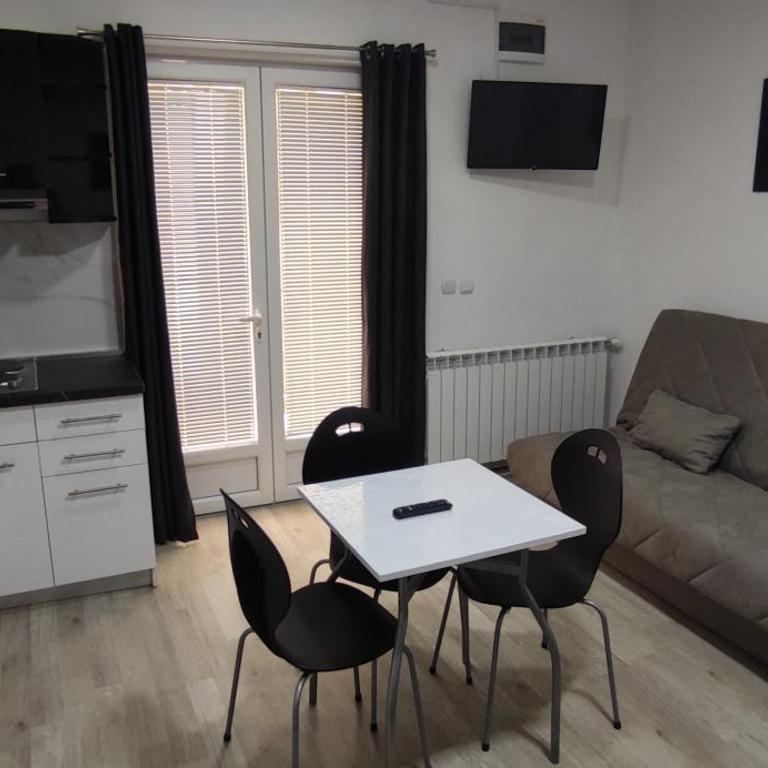 Studia ANIKS - Studio sa Terasom - 5