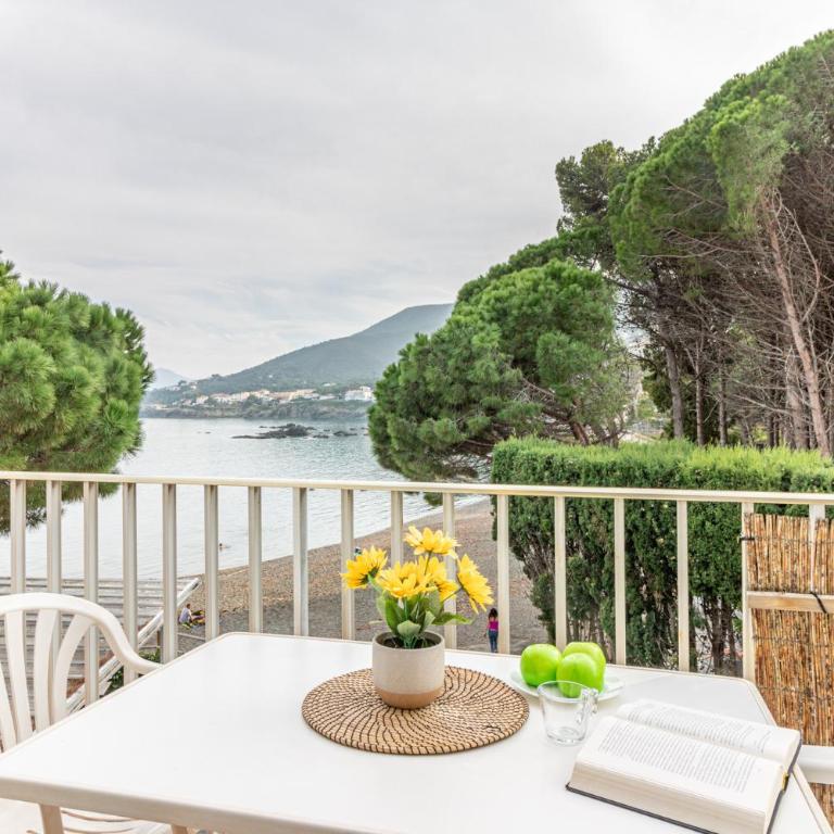 Apartaments Falcó - Apartamento con vistas al mar - 1