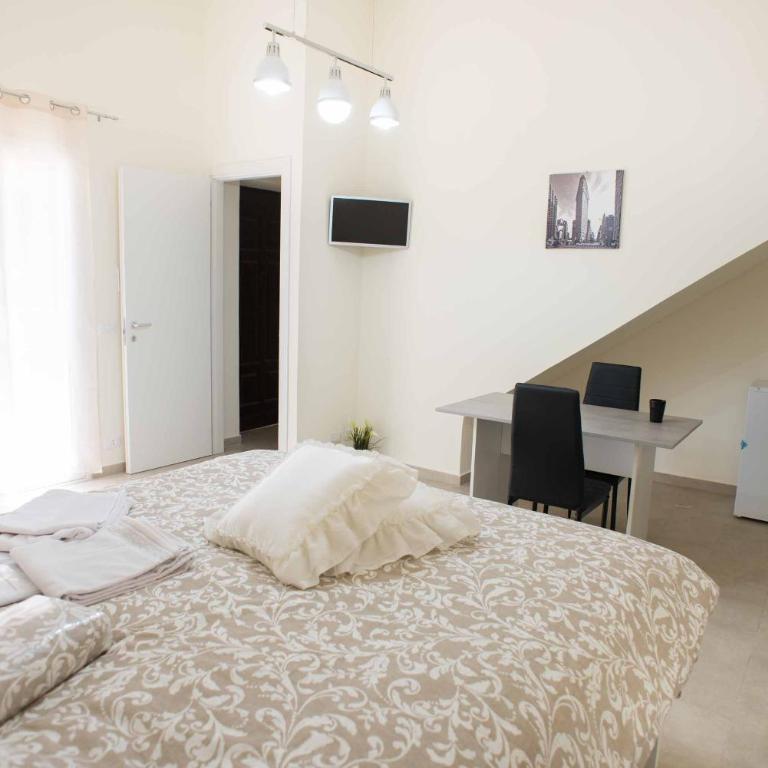 Isola bella - Triple Room - 5
