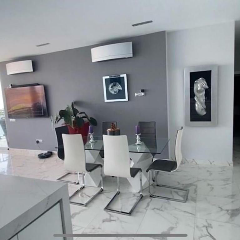 PENTHOUSE IN THE SEA, Tauro - Suite Deluxe con bañera de hidromasaje - 4