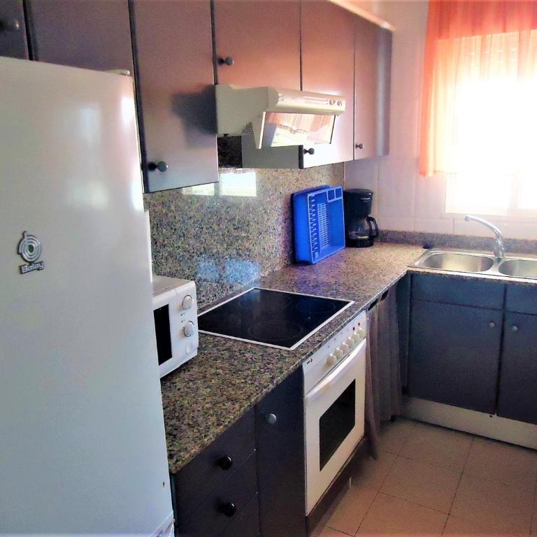 Residencial Forner LEK - Apartamento - 10