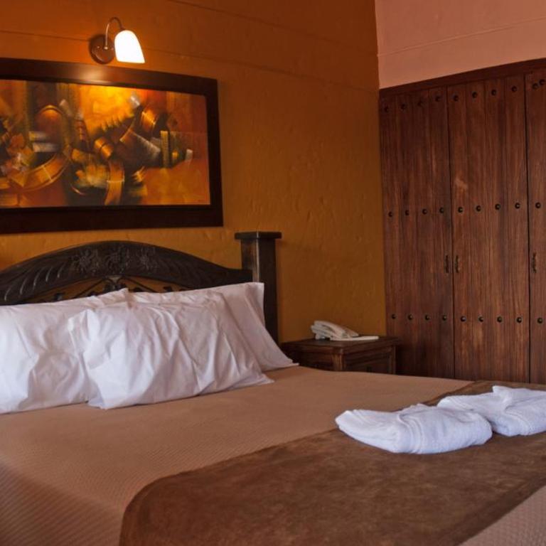 Hotel Las Rocas Resort Villanueva - Deluxe Double Room - 2
