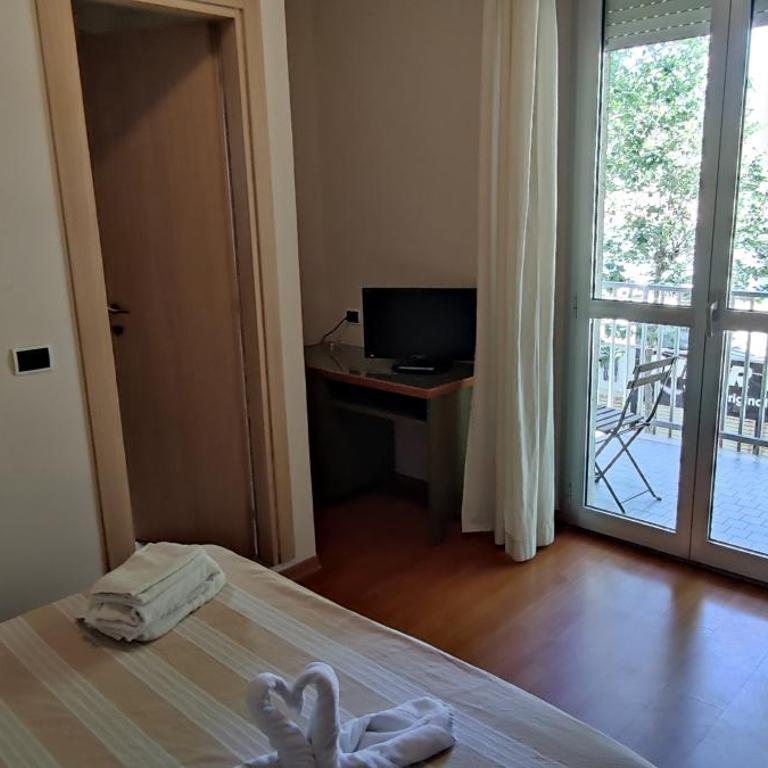 Hotel Impero - Camera Matrimoniale/Doppia con Letti Singoli con Balcone - 1