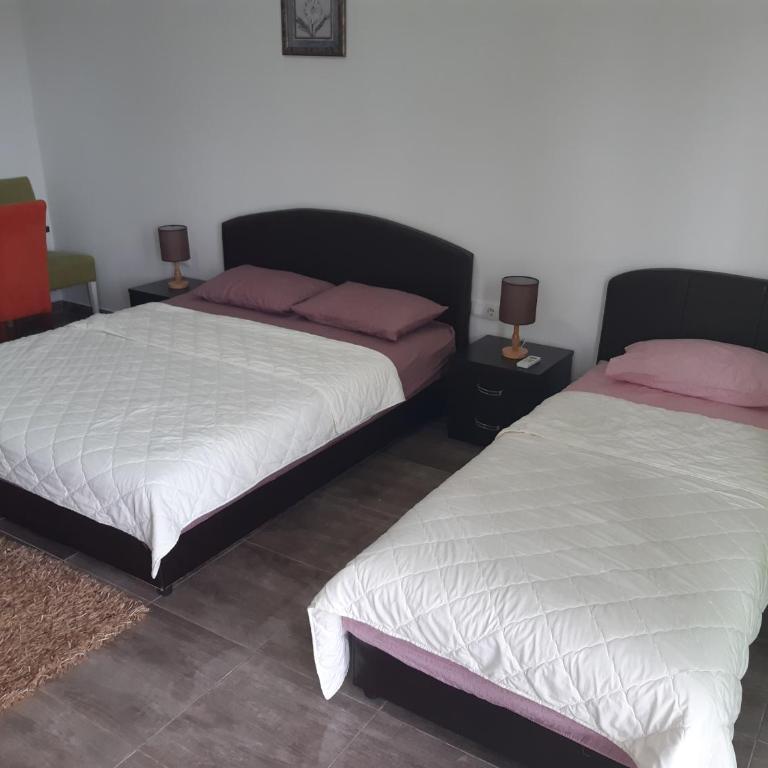 Zara Apartments - Studio - 12