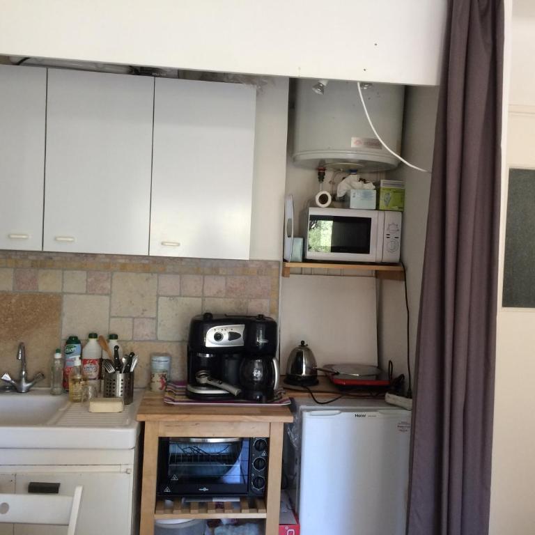 studio cavalaire sur mer proche de ST tropez reservable du samedi au samedi - Apartment mit 1 Schlafzimmer - 3