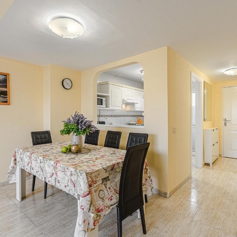 RED Large family apartment, three floors, 10 guests - Apartamento de 3 dormitorios - 21
