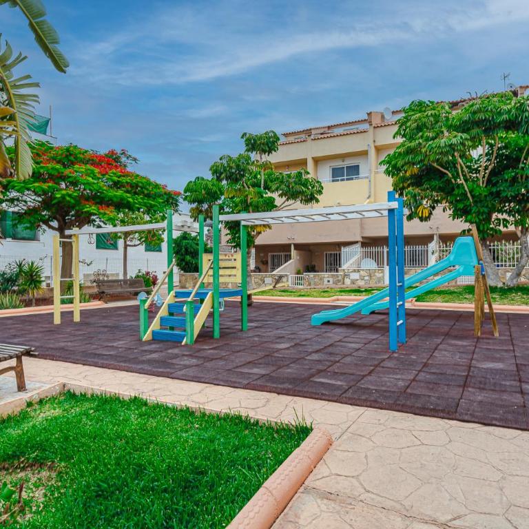 RED Large family apartment, three floors, 10 guests - Apartamento de 3 dormitorios - 43