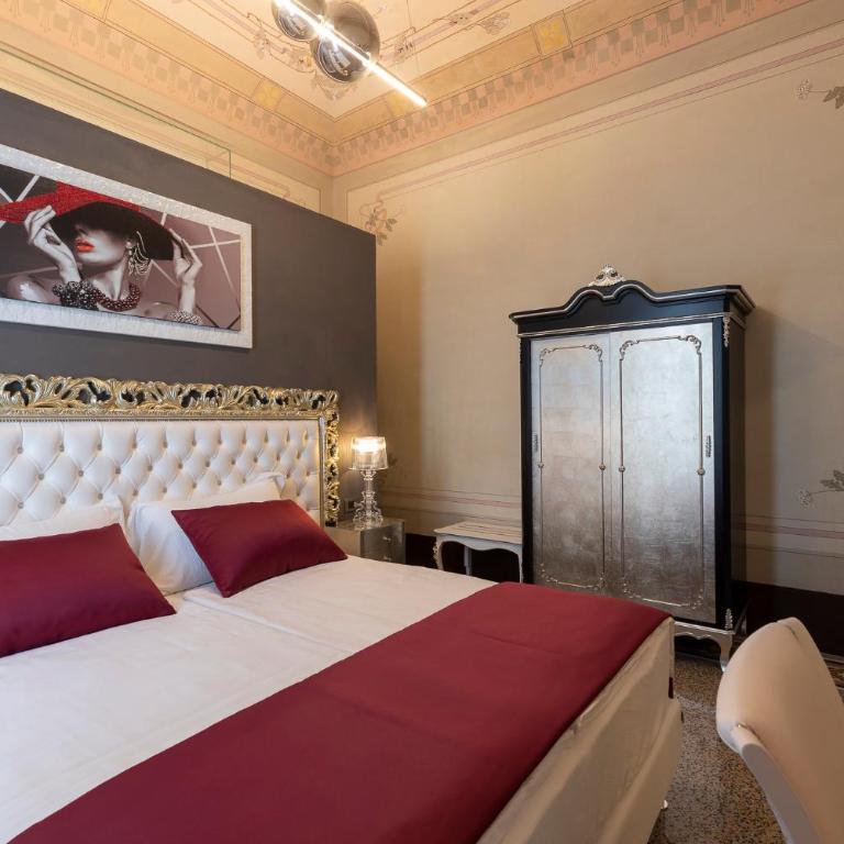 Luxury Liberty House - VILLA & SPA - Camera Matrimoniale/Doppia con Letti Singoli con Balcone - 8