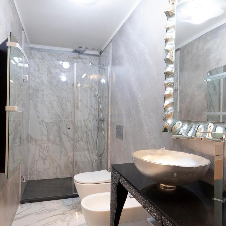 Luxury Liberty House - VILLA & SPA - Camera Matrimoniale/Doppia con Letti Singoli con Balcone - 1