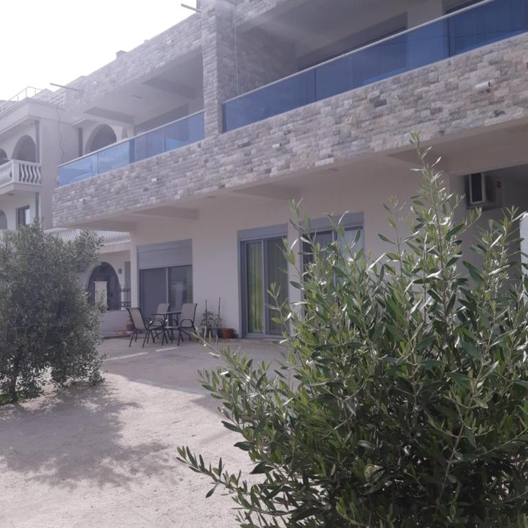 Zara Apartments - Studio - 1