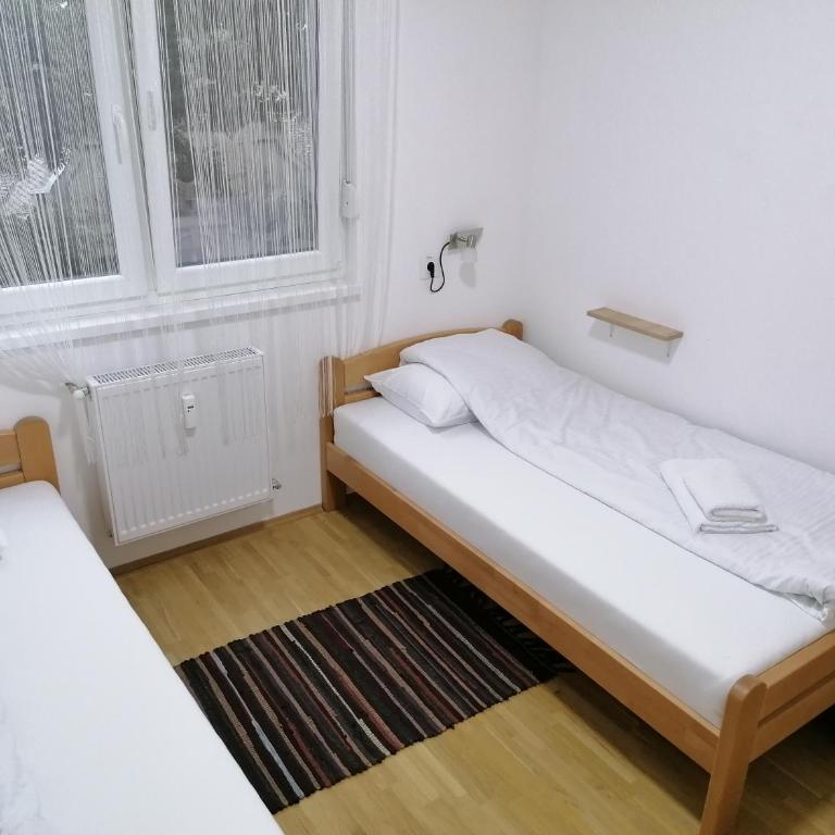 Apartman Ana 3 - Two-Bedroom Apartment - 11