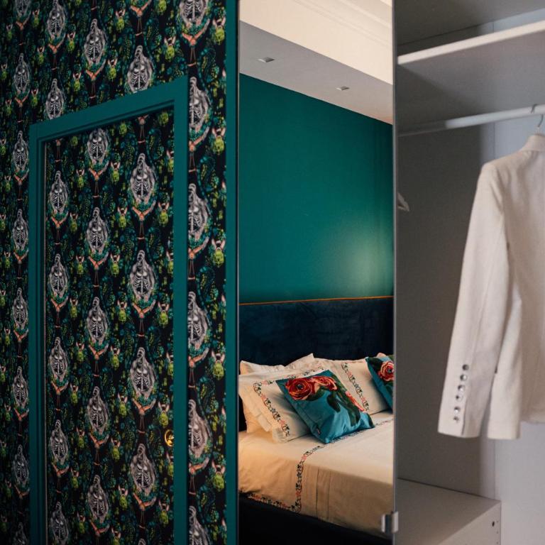 Aron Only Suites Bed and Breakfast - Suite King con Balcone - 16