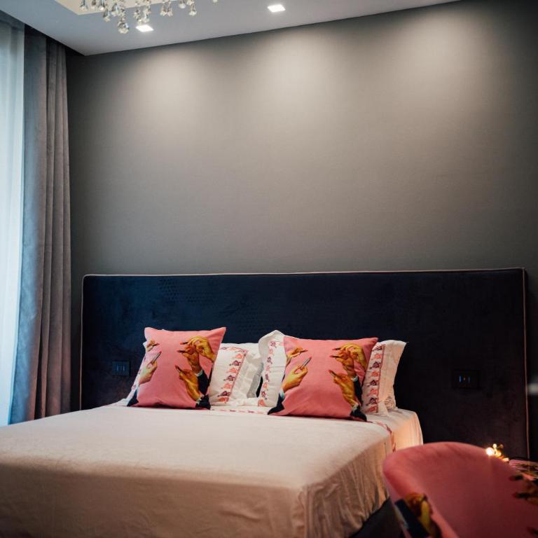 Aron Only Suites Bed and Breakfast - Camera Matrimoniale Standard - 10