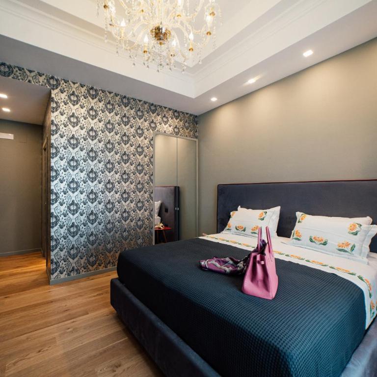 Aron Only Suites Bed and Breakfast - Suite Deluxe con Vasca Idromassaggio - 17