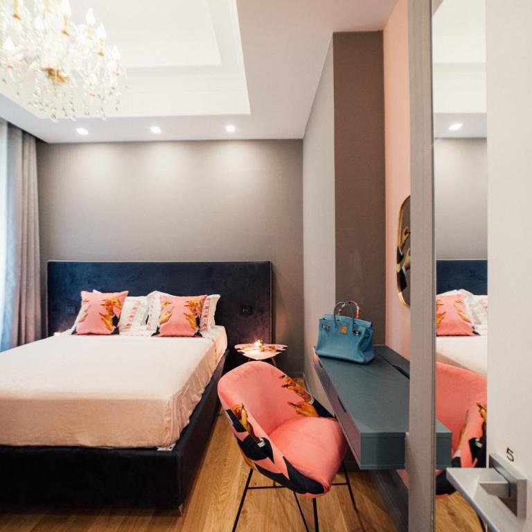 Aron Only Suites Bed and Breakfast - Camera Matrimoniale Standard - 7