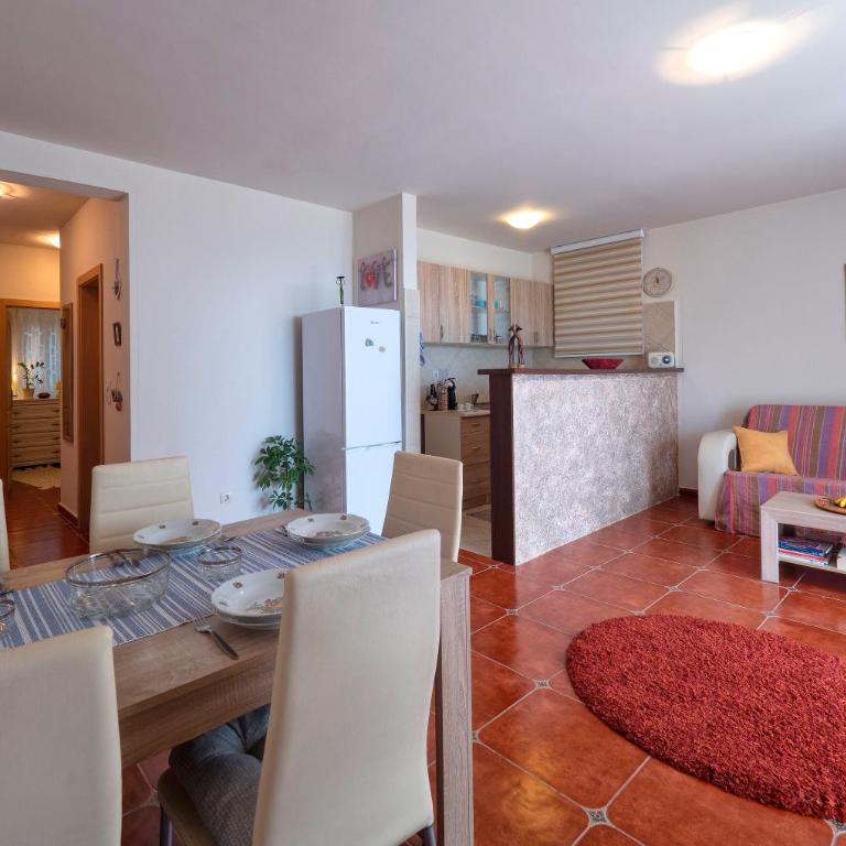 Casa al mare Petrovac, Montenegro - Apartman sa 2 Spavaće Sobe - 24