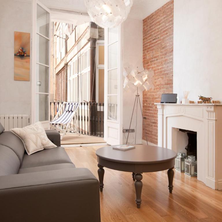 LUXURY BARCELONA CENTRAL CITY COSY 3 BEDROOM APARTMENT WITH PRIVATE TERRACE - Apartamento de 3 dormitorios con balcón - 8