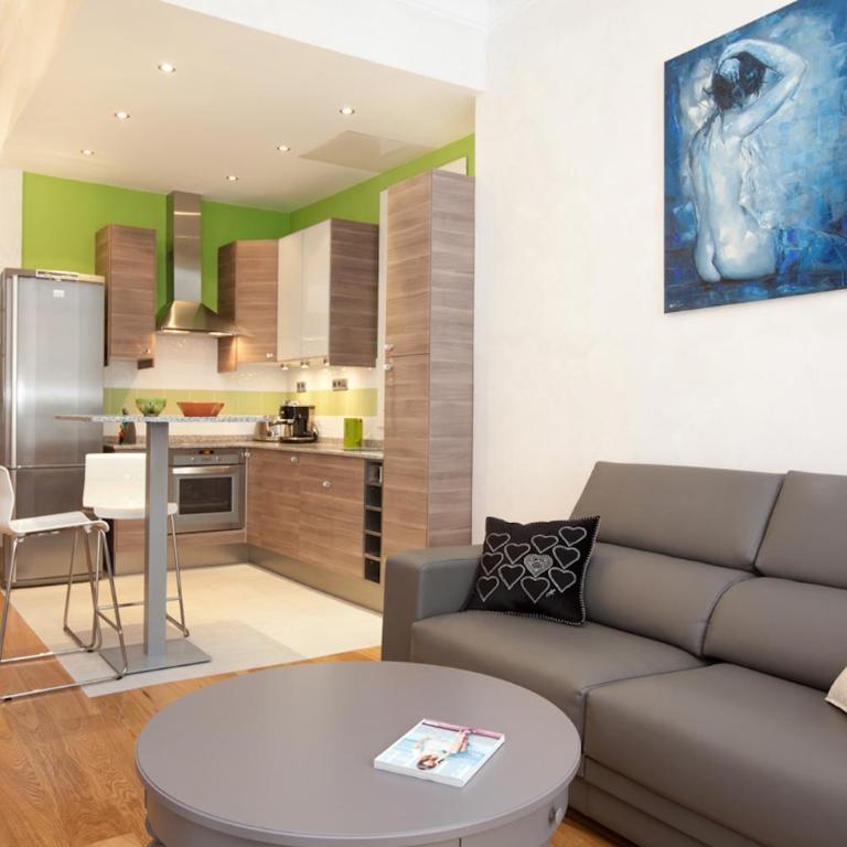 LUXURY BARCELONA CENTRAL CITY COSY 3 BEDROOM APARTMENT WITH PRIVATE TERRACE - Apartamento de 3 dormitorios con balcón - 6