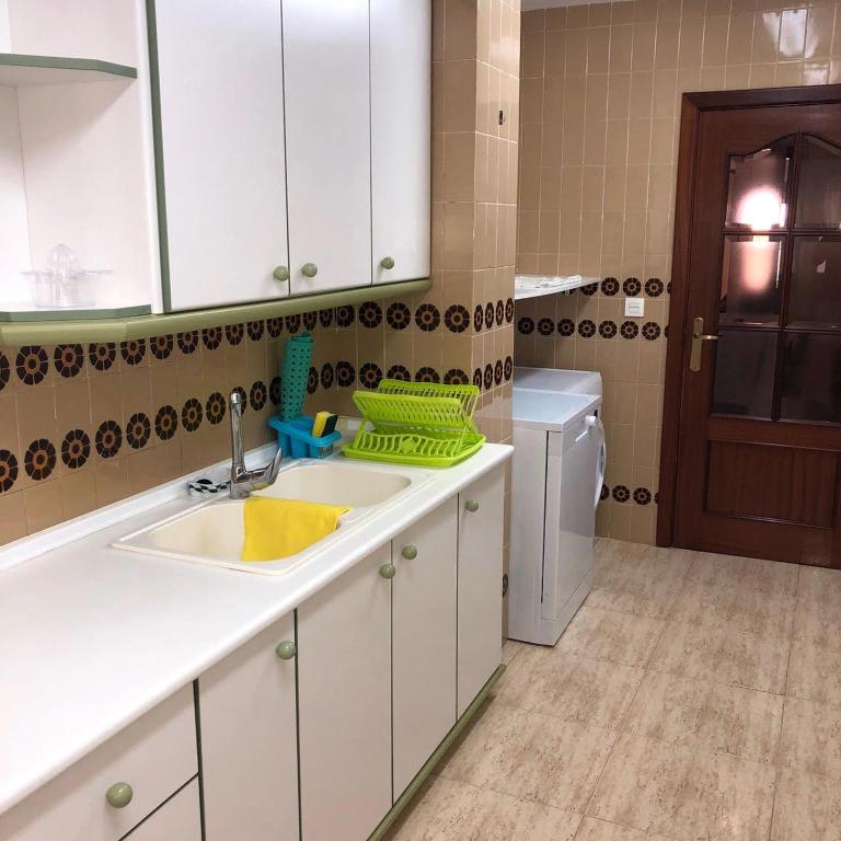 PISO CENTRO CIUDAD CLUB NAUTICO - Apartamento de 3 dormitorios - 12