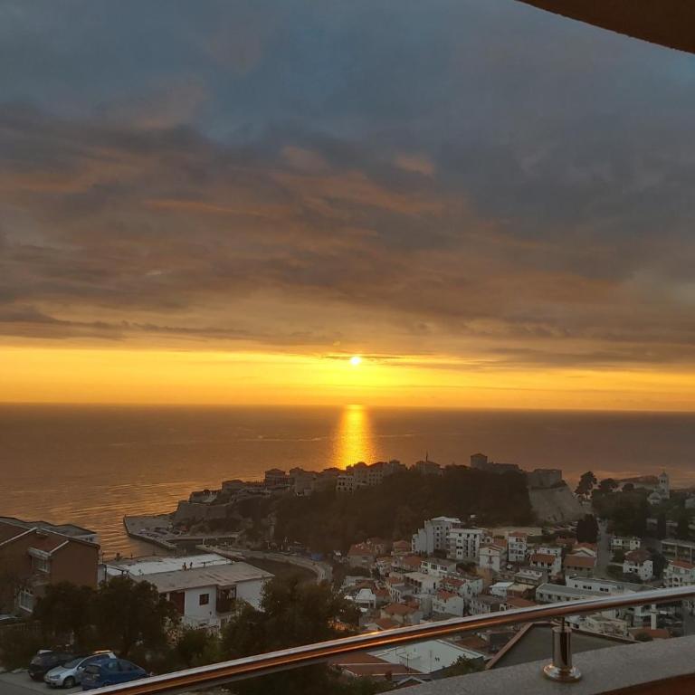 Apartments Baja - Two-Bedroom Apartment with Sea View and Balcony - 23
