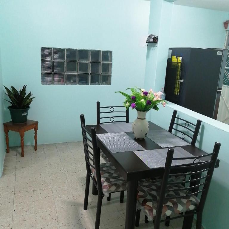 DEPARTAMENTO CERCANO AL AEROPUERTO T2, A 2 CALLES - Standard Apartment - 16