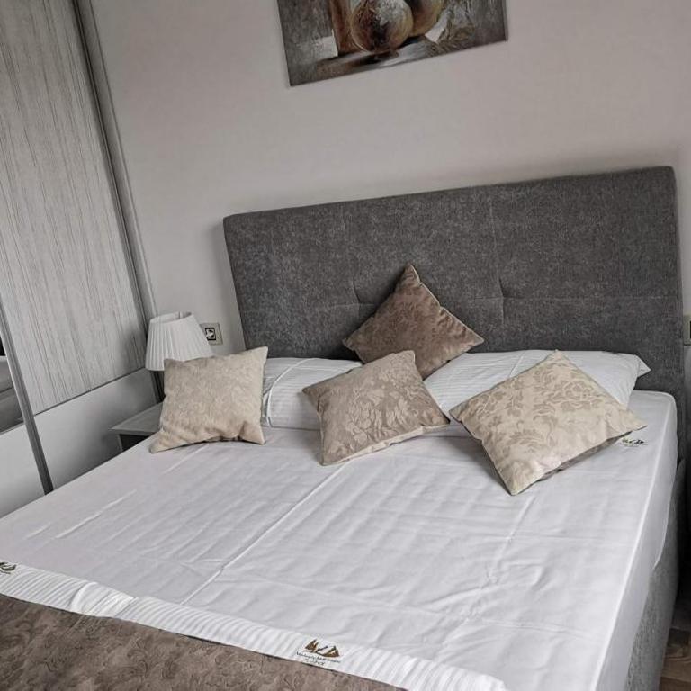 Apartman sa dvorištem Modesty Apartment Zlatibor - Apartment - 26