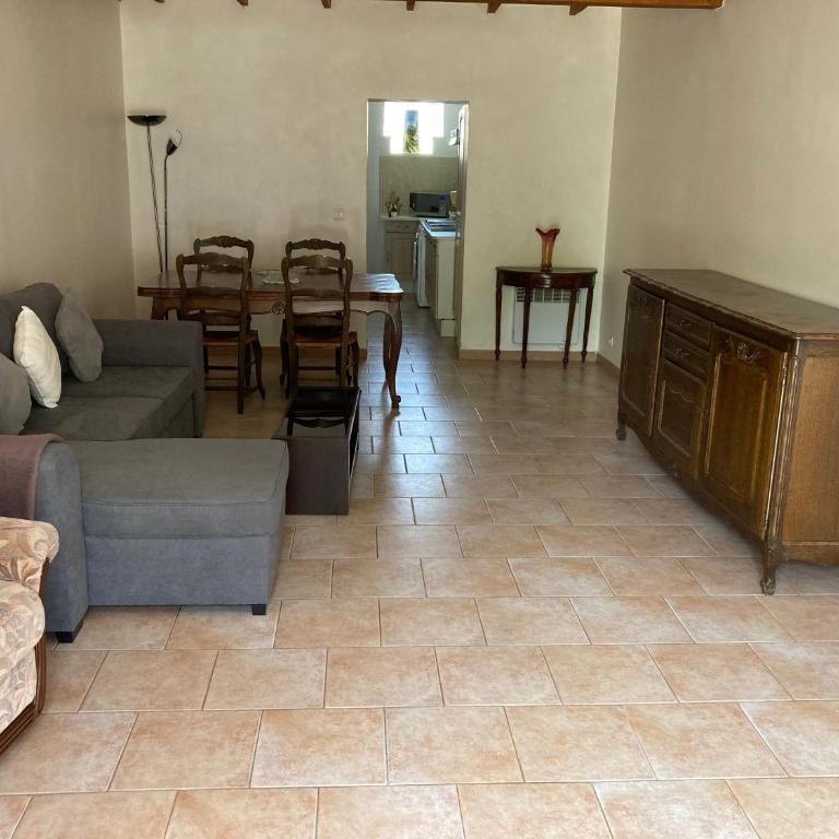 Auberge Les Olivades - Appartement - Rez-de-Chaussée - 4