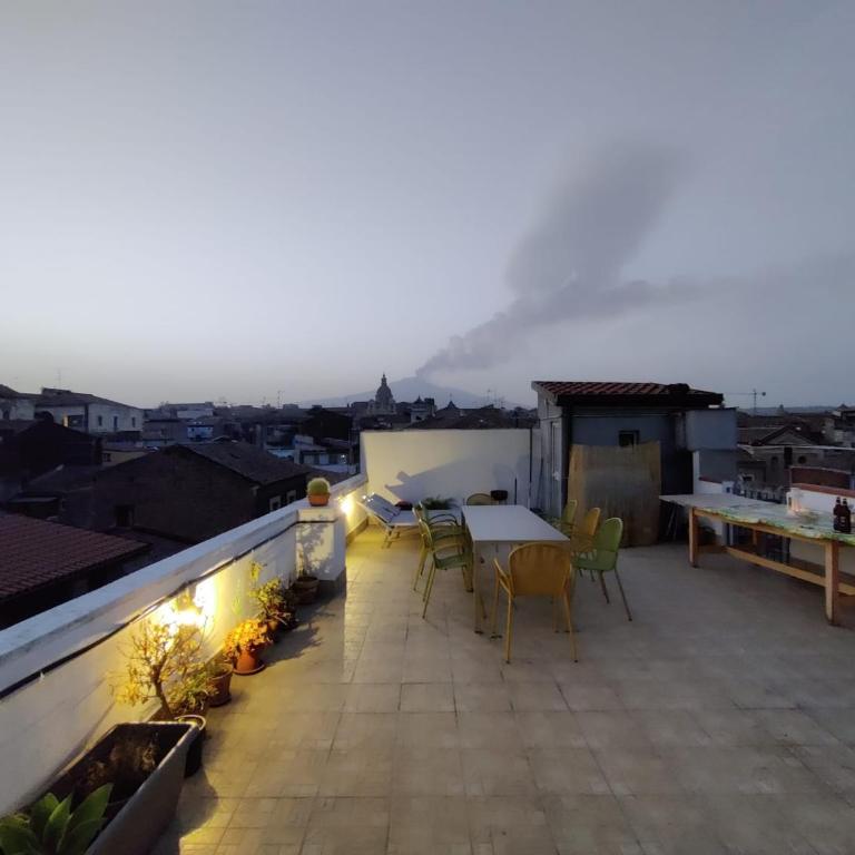 Old Catania Terrace - Two-Bedroom Apartment - 2
