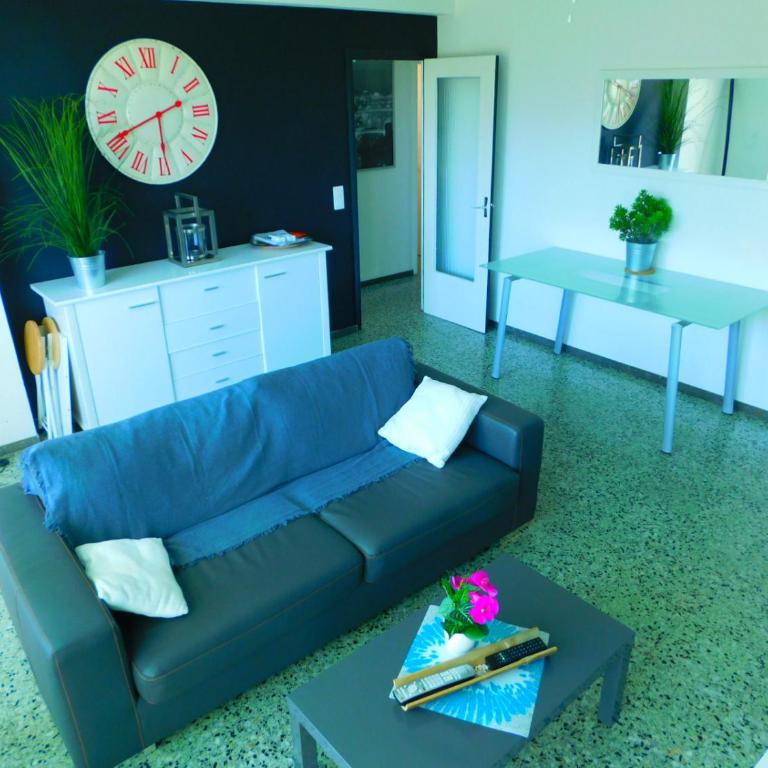 GMID IMMO Apartamento apartsol - Three-Bedroom Apartment - 12