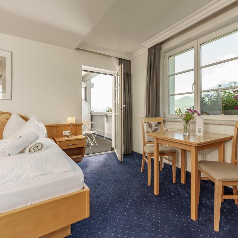 Cafe Pension Kitzer - Großes Doppelzimmer - 2